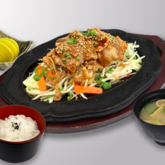 麓山高原豚ジュージューポーク鉄板焼き定食 ¥1,550