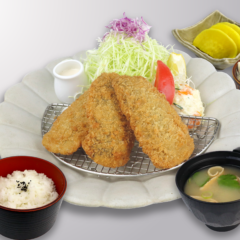 アジフライ定食（玉子ごろごろタルタル付）¥1,550